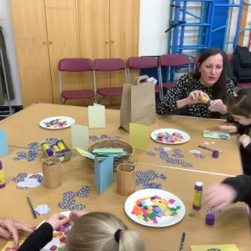 48C5C5F7-F53E-40A1-863A-3B40F16F0E28