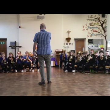 2DB26F7C-FBDF-425C-8CD0-E3DD65A6CDC6