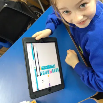 F2639B14-5F5E-413B-96DD-4559B2EF2171