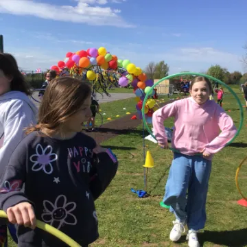 1DC5B1F9-9985-46A0-B761-7C2757D9A74C