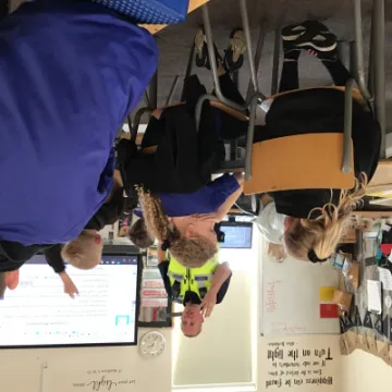 A1632665-CFBC-455A-8130-2C8F5DDD571D