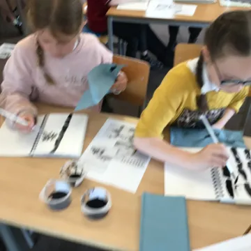 52F7DB73-1032-4C9C-B45F-CF3C5AE14D94