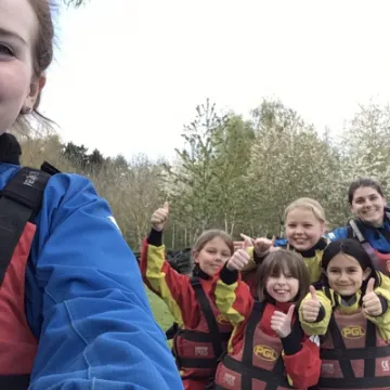 4418863A-269E-4A16-AF3C-5D9561E26E38