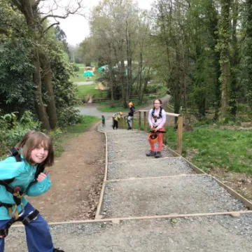 E7FCAAB8-F3E2-4CA9-B124-37AA09071229