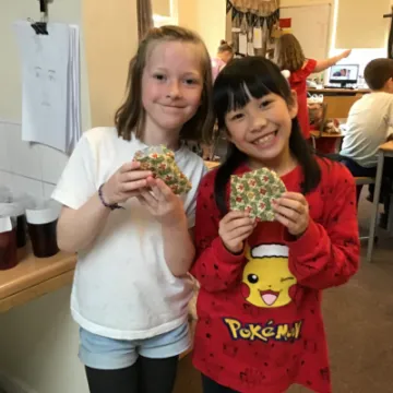 B45421CE-97F7-40F0-8816-18AF4D2051D9