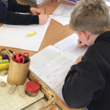 CD0DF736-0A12-4A64-A871-02C7BE9912D3