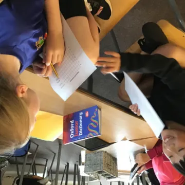 FB71164E-54F7-4E28-8F1D-4544DAD53581