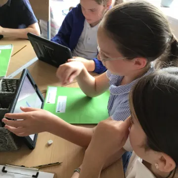 5DF9C1CC-104B-4684-AFEA-593A764DDACA