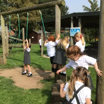 DE456560-001B-419F-A50A-F225C2E14708