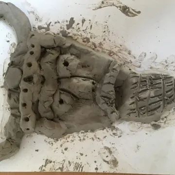 AE048370-F56E-46E8-A404-1BD37EAF23AD