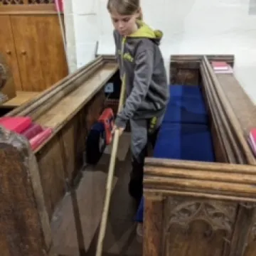 Brownies Church Clean 02