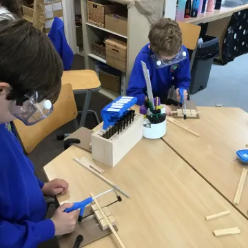 EBB3CCD3-6DB7-4FB4-B857-07642B1BF60D