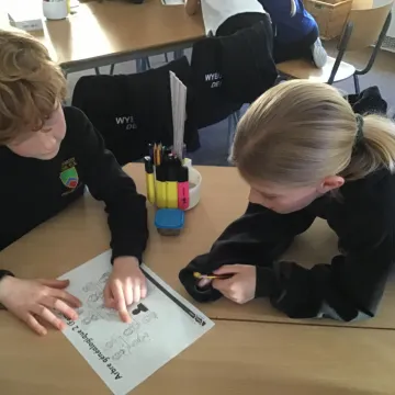 Eb9d27c5-495b-48e4-91da-0eb559