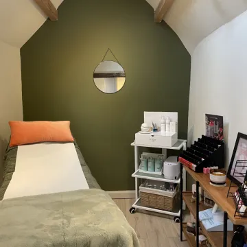 Ellie Stark Beauty Room