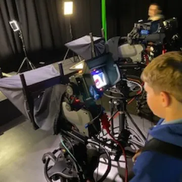 EU11