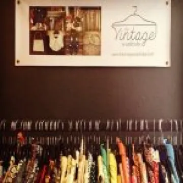 The Vintage Wardrobe