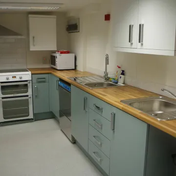 Ledbury – Kitchen 2