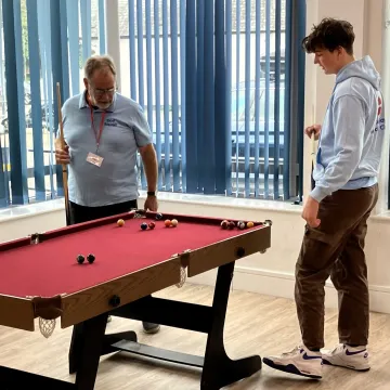 2025-09 – Playing Pool in Poole