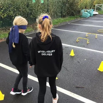 Cb4f31c7-160f-46aa-8594-C600bedbac4d