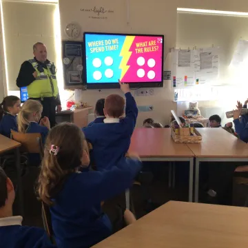 8ac157cc-D009-4ca8-Bd5a-10d991e81476