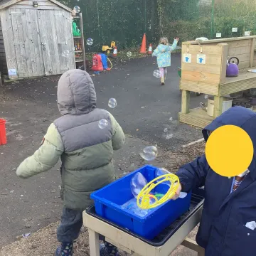 994f75b4-9207-4c8f-9736-F869e05f202d