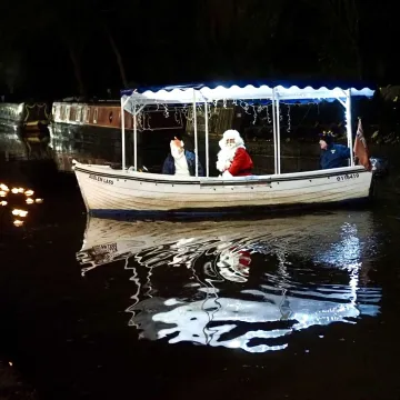 Santa On The Lass 2