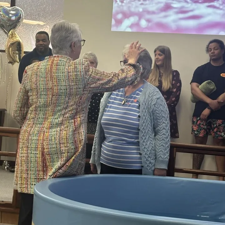 0e34dbf0-B333-4d42-B4ae-65fed2ae3562