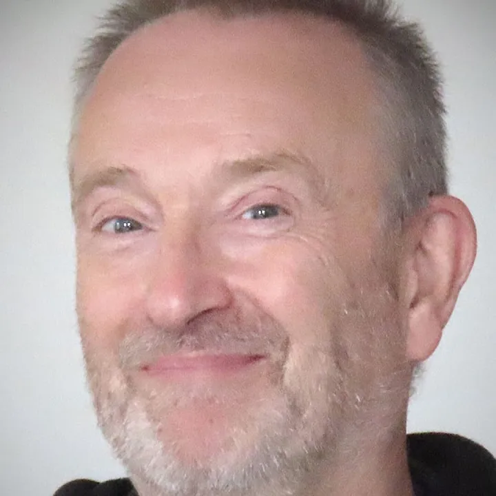 Neil Harvey