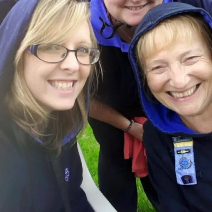 Brownies leaders on pack holiday