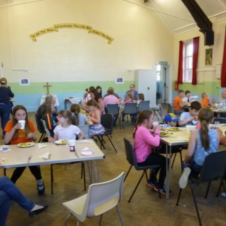 P1000907_Messy Church 14th May 2018