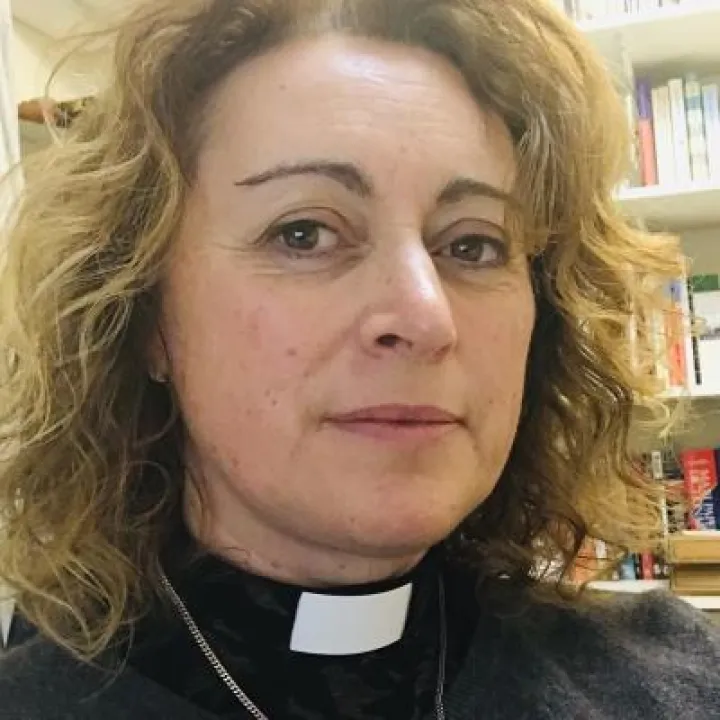 Revd Rachel Leather 2