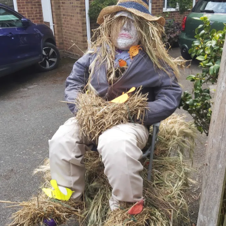 Image: 054 Tennis Club Worzle Gummidge