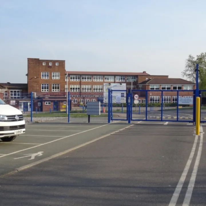 Tarporley_High_School_(geograph_6124482)