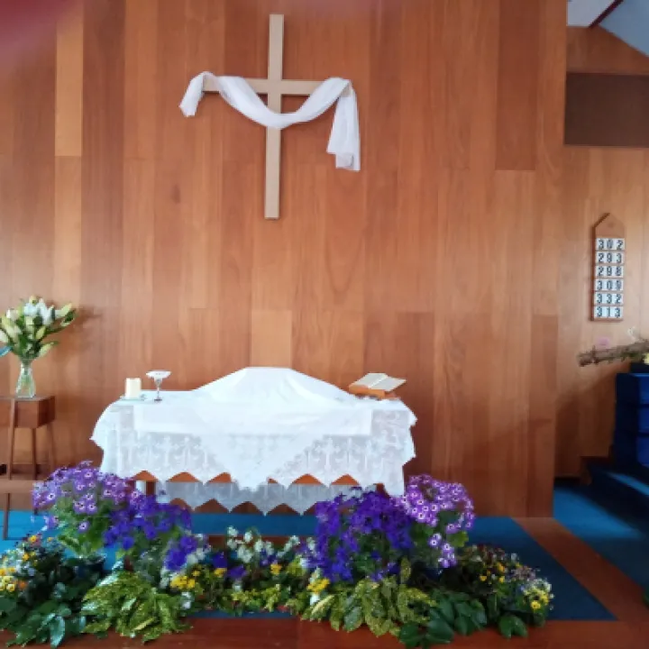 Balsall Common Easter Cross April 2022