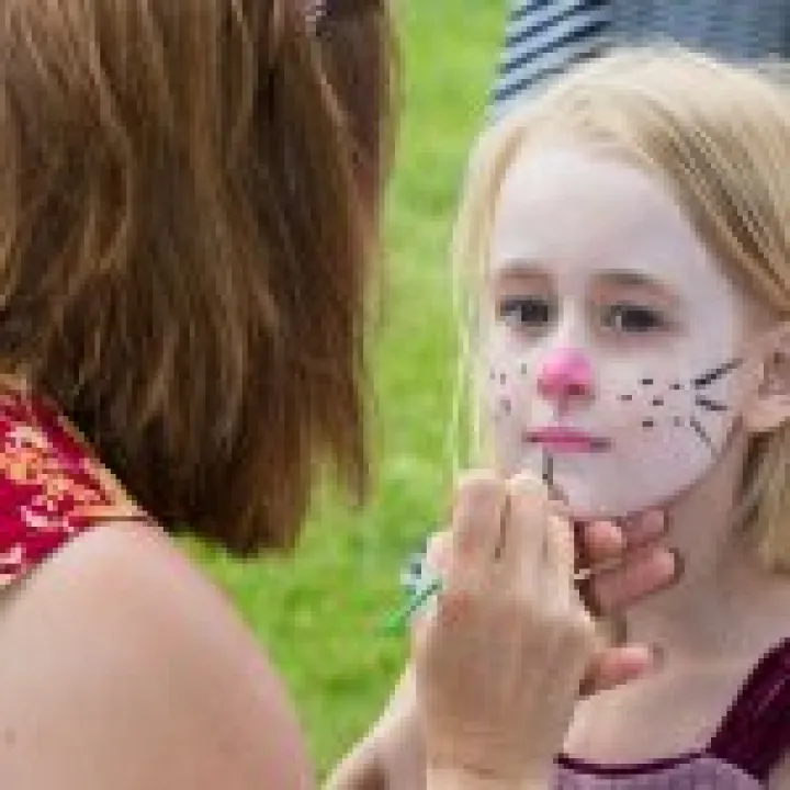 Mad Hatter's Fete 17