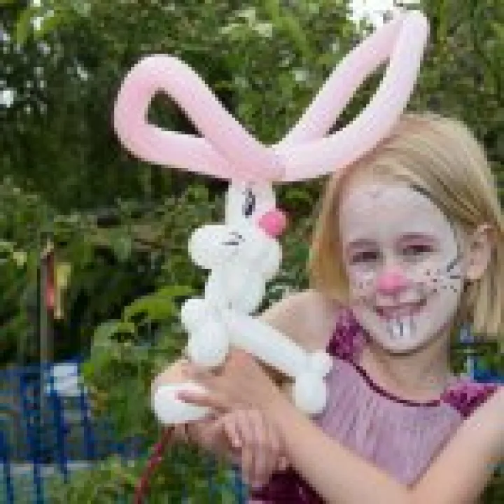 Mad Hatter's Fete 23