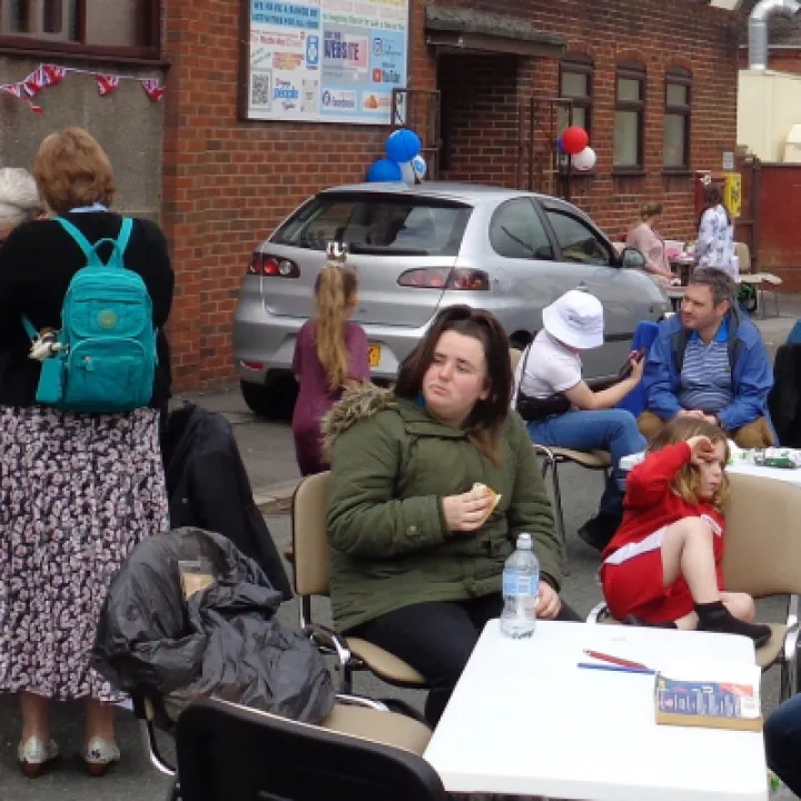 Coronation Street Party, 070523   2