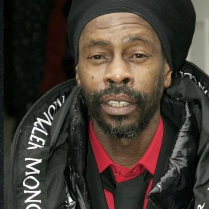 Af259cdd-E50c-4086-Bfac-9e925411b4d7