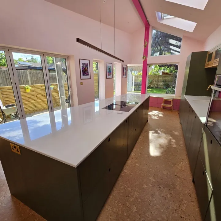 New bespoke kitchen extension