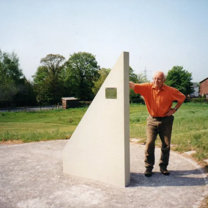 F G-S -Newsundial_edited