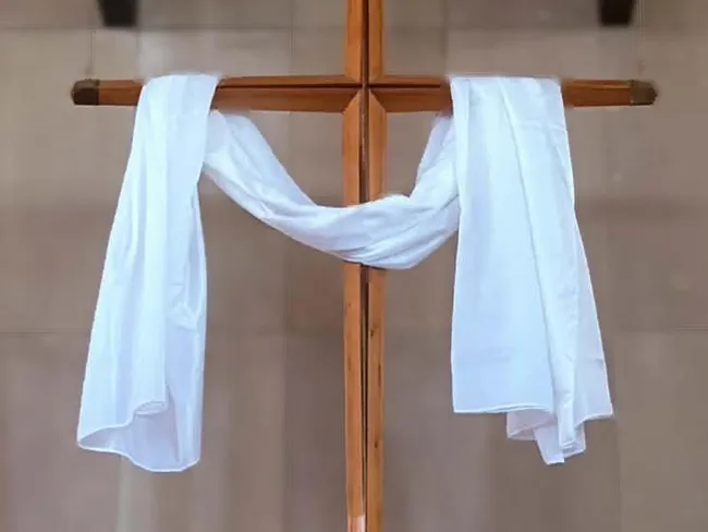 Focus Central Cross