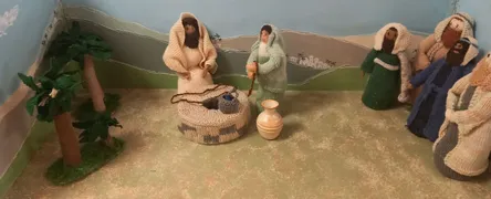 knitted woman at the well