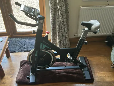 Items for sale
– Excercise bike n/r