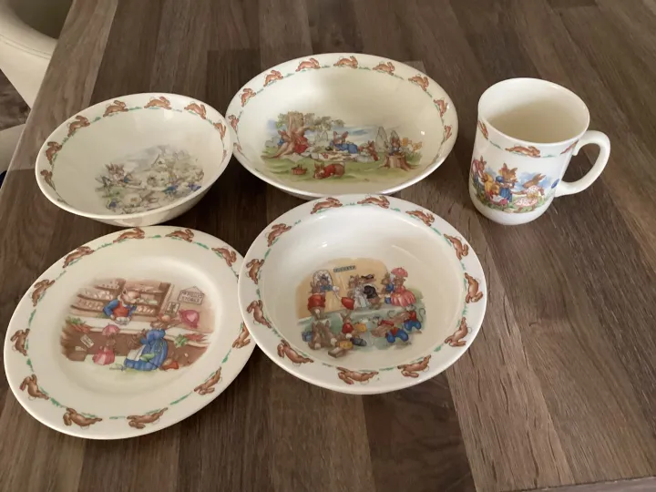 Items for sale &ndash; Royal Doulton Bunnykins items Offers