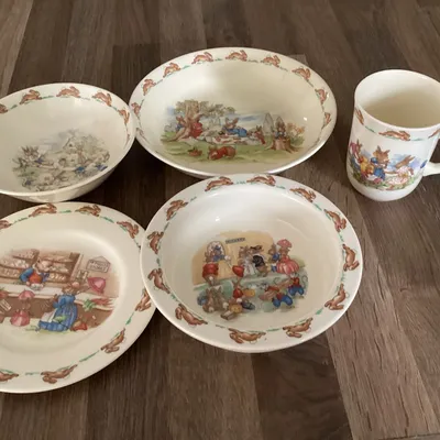 Items for sale
– Royal Doulton Bunnykins items Offers