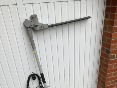 Items for sale &ndash; Heavy duty hedge trimmer &pound;40