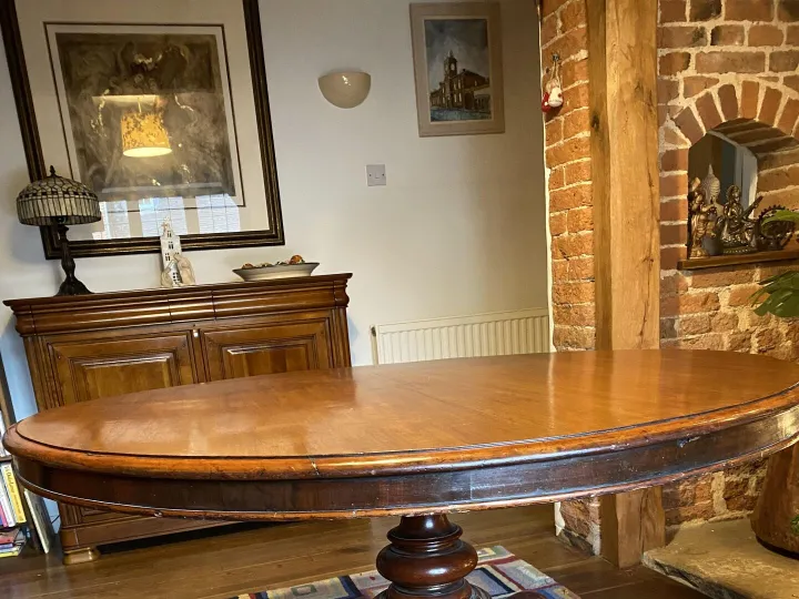Items for sale
– Mahogany table & 4 chairs £150.00
