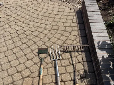 Items for sale &ndash; Garden fork, hoe and rake &pound;5