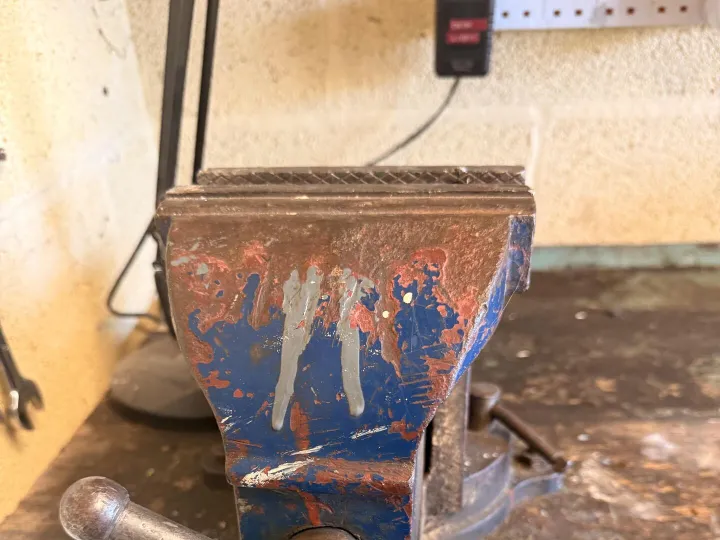 Items for sale &ndash; Large heavy swivel vice &pound;25
