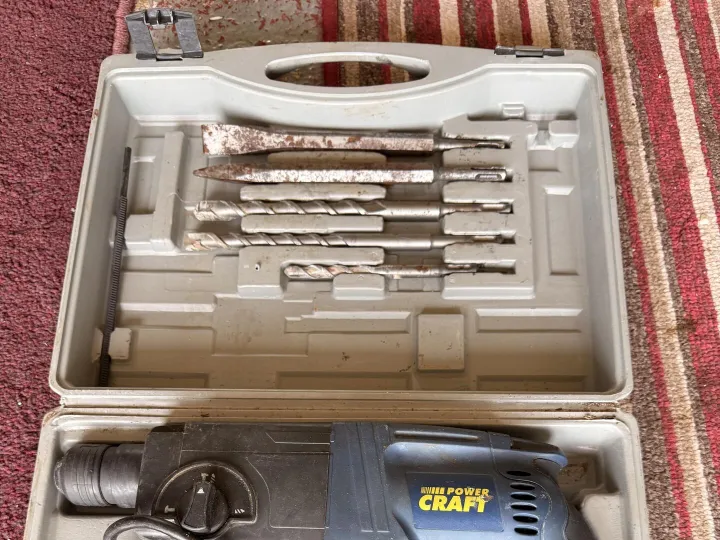 Items for sale
– Powercraft drill and drill bit set £10